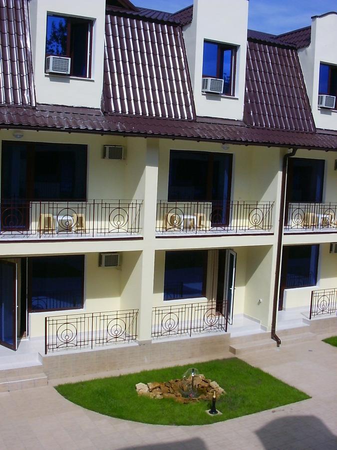 Solnechnaya Hotel Zatoka Exterior photo