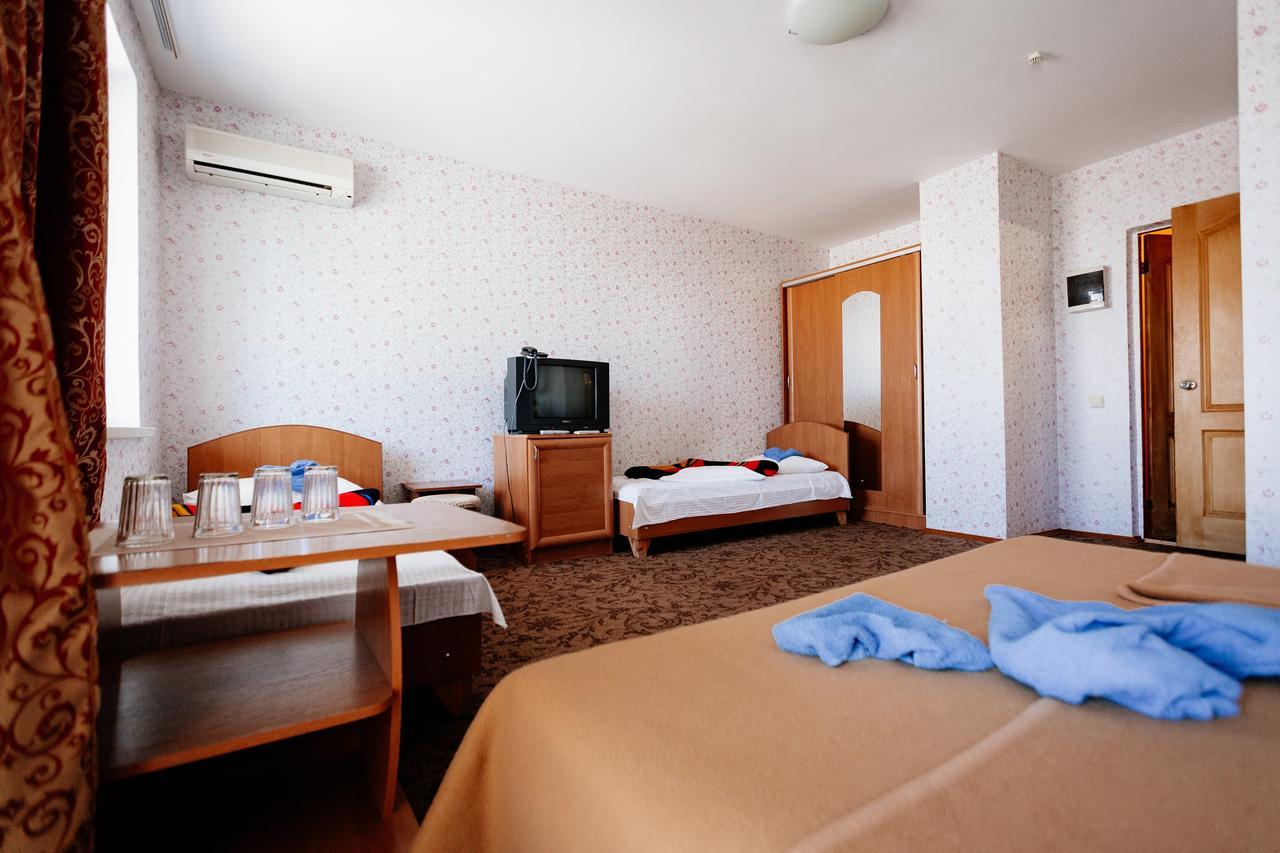 Solnechnaya Hotel Zatoka Exterior photo